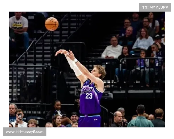 爵士主场迎快船:马尔卡宁生病成疑,小卡膝伤影响阵容 爵士主场迎快船:马尔卡宁生病成疑,小卡膝伤影响阵容