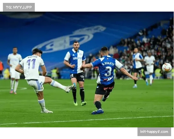 马德里举办青少年足球研讨会，主题为“现代防守中的预判与压迫时机”